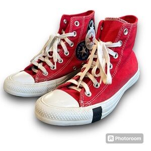 Converse Chuck Taylor All Star High red and white trainers